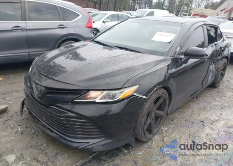 2018 Toyota Camry Le из США, поврежденный, VIN 4T1B11HK2JU086998